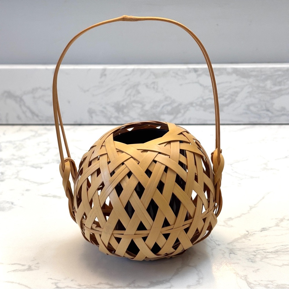 Japanese Handwoven Bamboo Basket Vase- Small Kago Ikebana vase